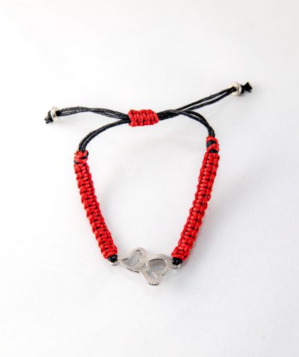 Pulsera hilo corazones