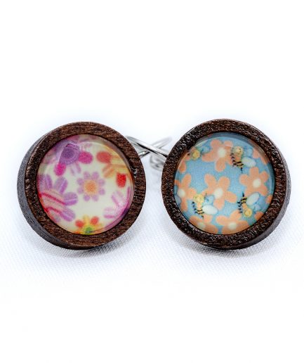 Pendientes flores madera